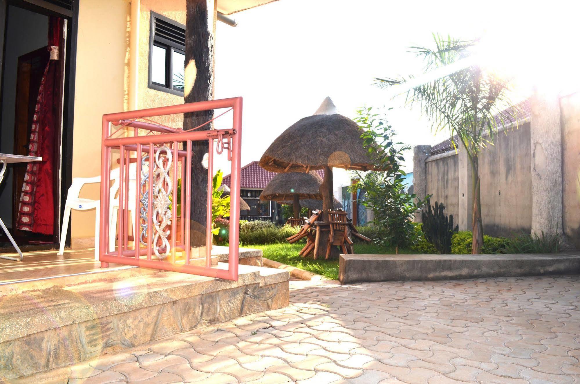 Great Wolf Hotel Entebbe Exterior photo